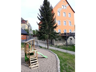 Ferienhaus "Alte Schule" mit Spielplatz