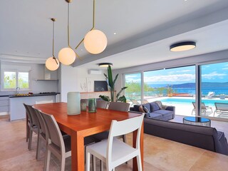 Villa Kastel Kambelovac Caratteristiche 18