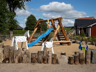 grundstückseigener Spielplatz