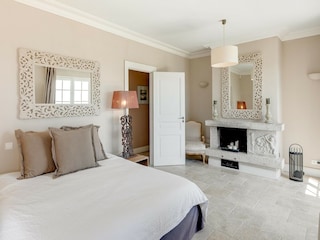 Villa Mandelieu-la-Napoule Features 36