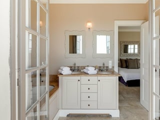 Villa Mandelieu-la-Napoule Features 32