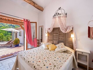 Villa Bargemon Características 16
