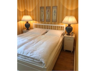 1. Schlafzimmer