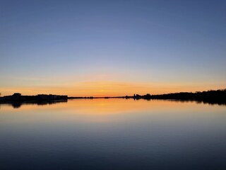 Der Binnensee  in Heiligenhafen am frühen Morgen