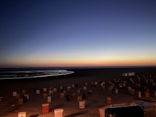 Hauptstrand am Abend