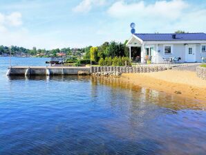 Holiday house 4 person holiday home in Ronneby - Naettraby - image1