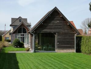 Prachtig ingericht vakantiehuis in Aalter met een grote tuin in een bosrijke omgeving - Beernem - image1