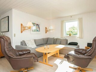 Holiday house Høll  14