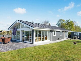 Ferienhaus Høll  13
