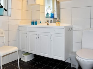 Holiday house Leirvik  19