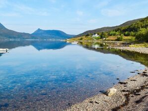 4 Personen Ferienhaus in Botnhamn - Nord-Norwegen - image1