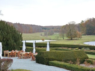 Schloss Saint-Hubert Außenaufnahme 1