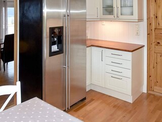 Holiday house Brattvåg  9