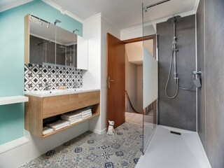 Villa Bomal Caratteristiche 32