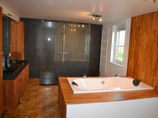 Maison de vacances Somme-Leuze Équipement 28