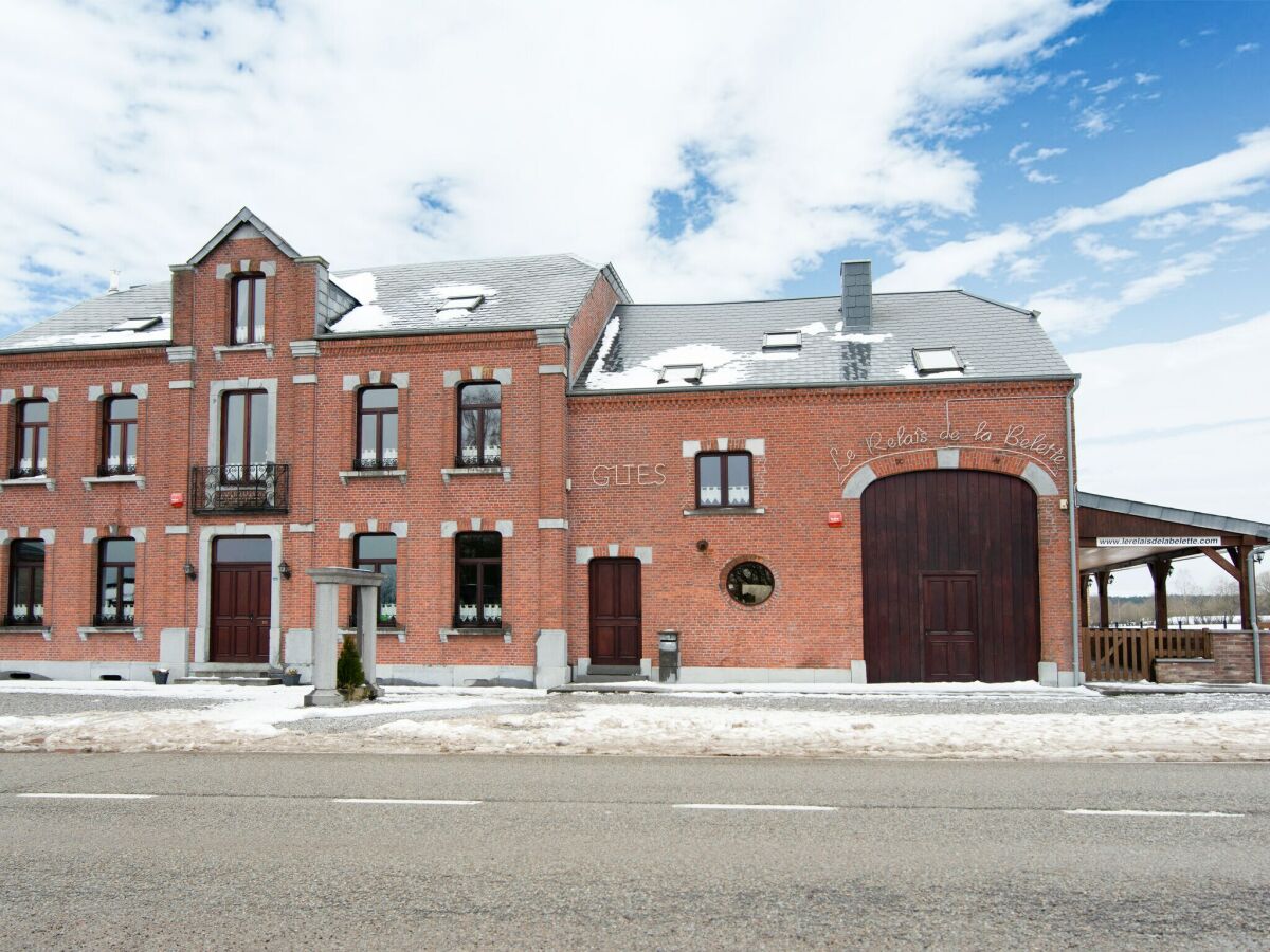 Ferienhaus Couvin Außenaufnahme 2