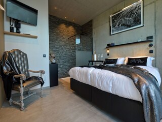 Villa Visé Features 27