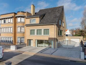 Holiday house Elegant Holiday Home in De Panne with Sauna - De Panne - image1