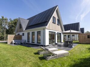 Holiday house Schöne Villa mit Sonnendusche in der Nähe des Koog auf der Watteninsel Texel - Den Burg - image1