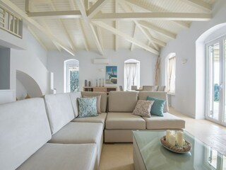 Villa Kranidi Features 11