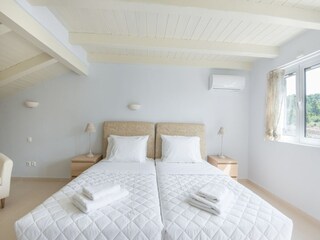 Villa Kranidi Features 27