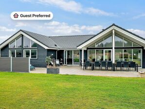 18 person holiday home in Nørre Nebel