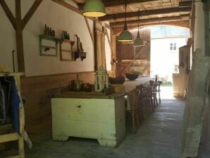 Vakantiehuisje Ruim authentiek Poolse herenboerderij in een prachtig landschap - Janowice Wielkie - image1