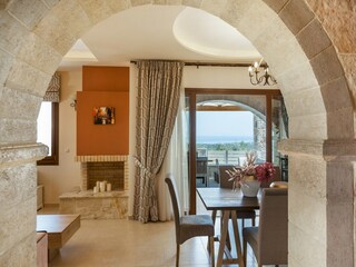 Villa Kirianna Features 1