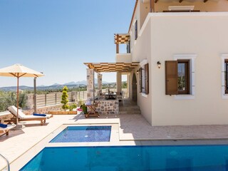 Villa Kirianna Outdoor Recording 6