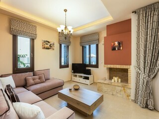 Villa Kirianna Features 17