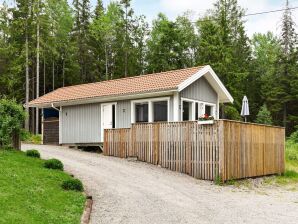 Holiday house 4 Personen Ferienhaus in Brålanda - Färgelanda - image1