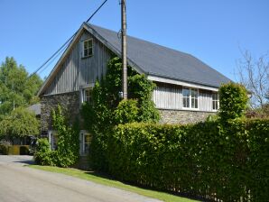 Cottage con calcio balilla e giardino