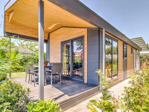 Casa per le vacanze Bellissimo bungalow con jacuzzi a Kaatsheuvel - Udenhout - image1