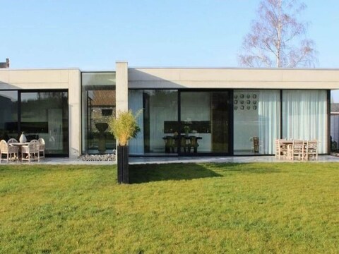 Villa Soggiorno in villa moderna a Dalhem