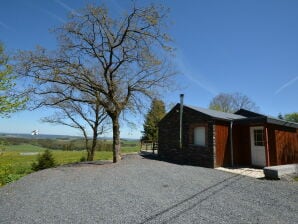 Vrijstaand chalet in Vielsalm met zonnig terras - Lierneux - image1