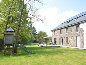 Holiday house Spacious holiday home in Champlon with garden - Tenneville - image1