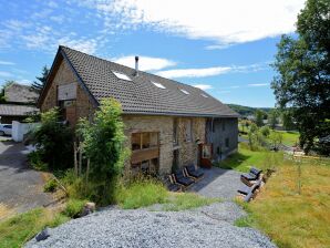 Modernes Ferienhaus in Meyerode mit Terrasse - Amel - image1