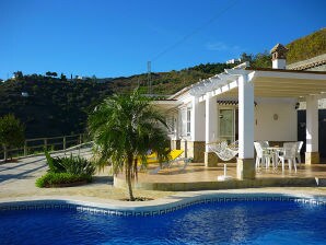 Villa Buena Vista, casa vacanze confortevole con vista da sogno