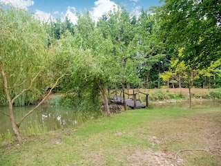 Holiday cottage Maredret Environment 31