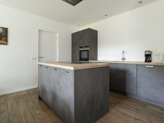 Villa Lemele Features 38