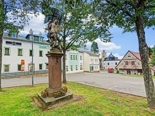 Vakantiehuis Černý Důl Omgeving 39