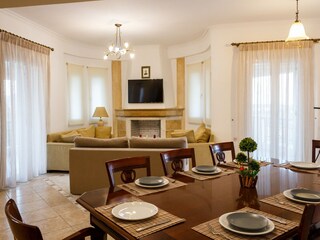 Villa Sarakinado Features 24