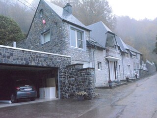 Maison de vacances Maredret Enregistrement extérieur 2