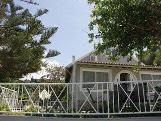 Villa Karousades Buitenaudio-opname 2