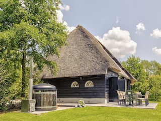 Farmhouse Breda Outdoor Recording 2
