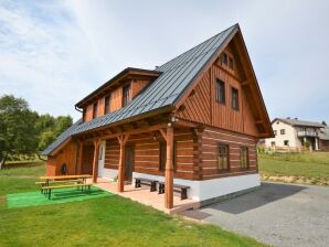 Ferienhaus Geräumiger Gruppenurlaub - Železný Brod - image1