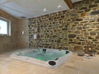 Cottage Spa  32