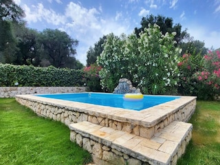 Villa Afionas Outdoor Recording 1