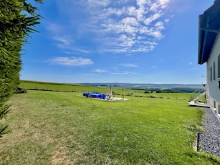 Garten mit Panoramablick 2025