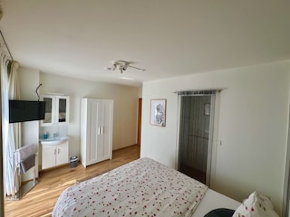 Schlafzimmer Nr. 5 (EG) mit Bad en Suite 2025